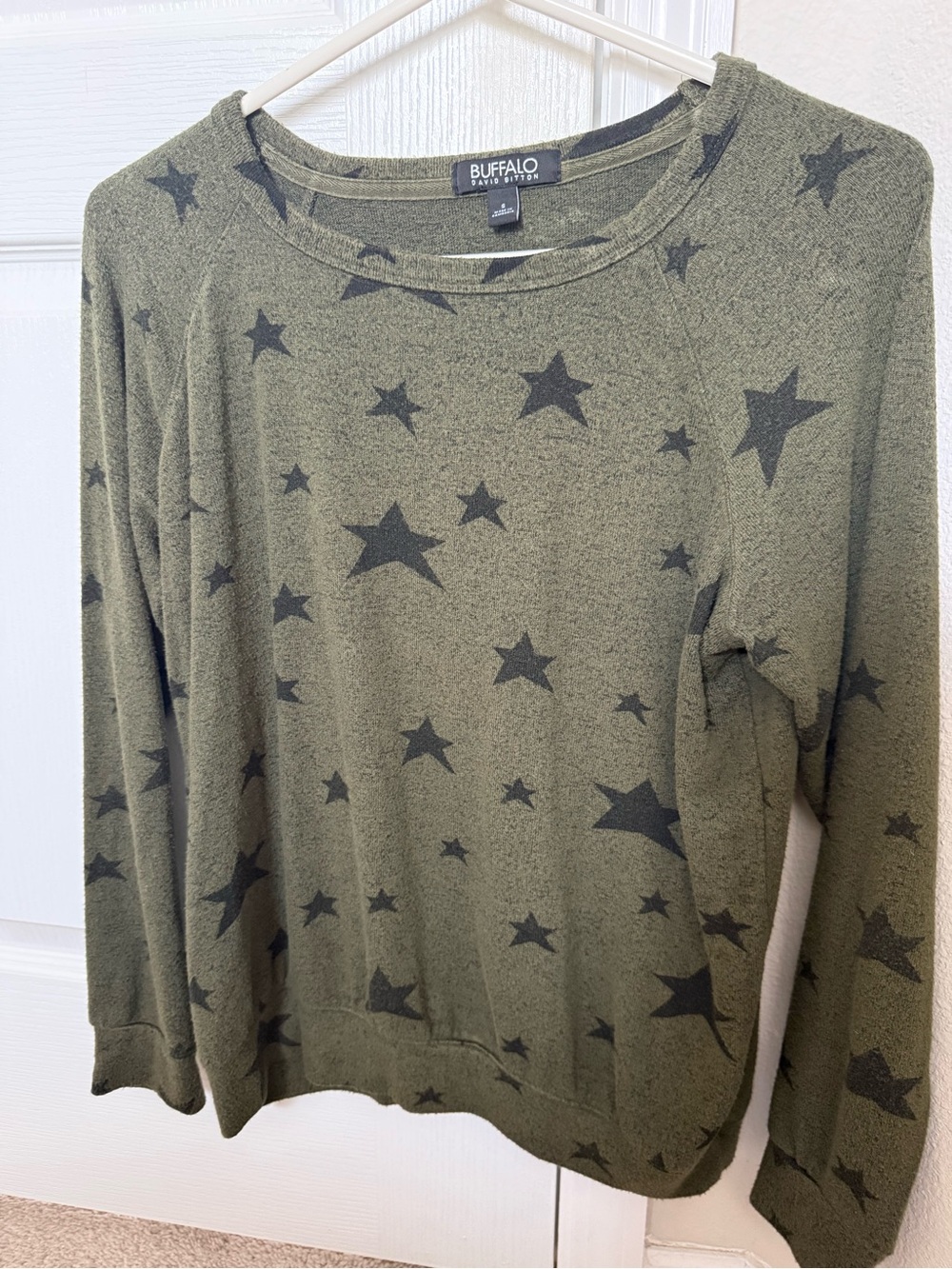 Buffalo David Bitton Olive Green Star Print Pullover Sweater, size small
